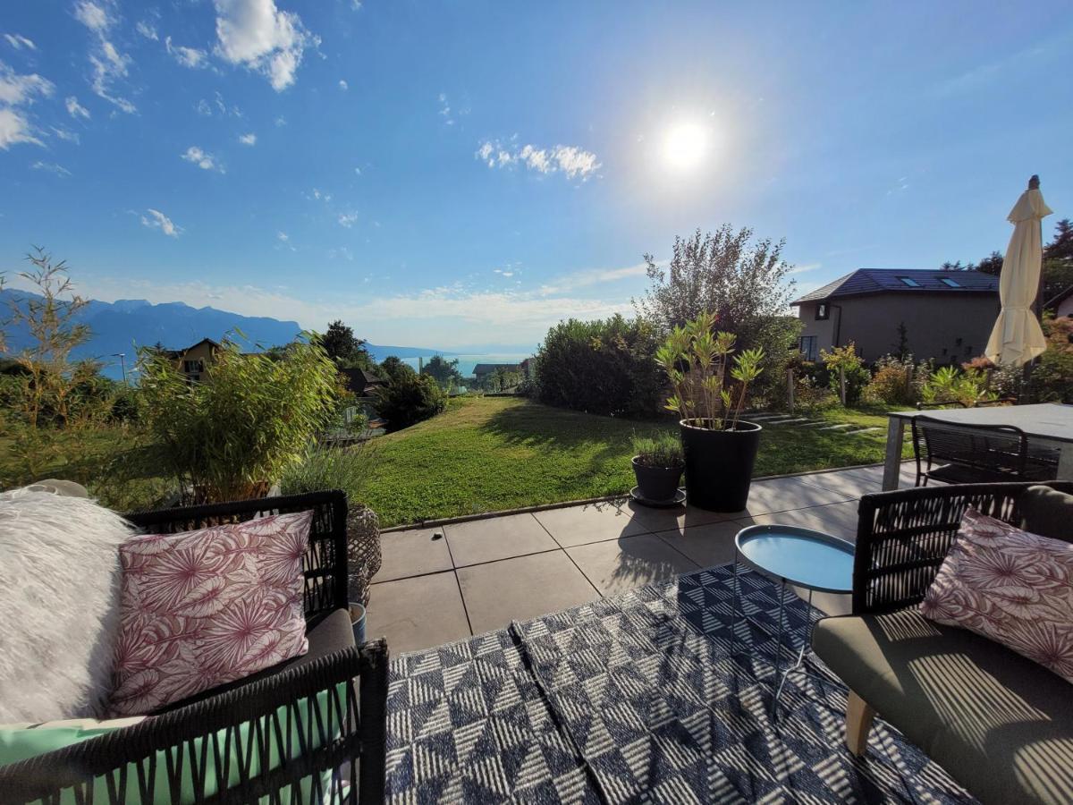 Montreux Holiday Home Luaran gambar