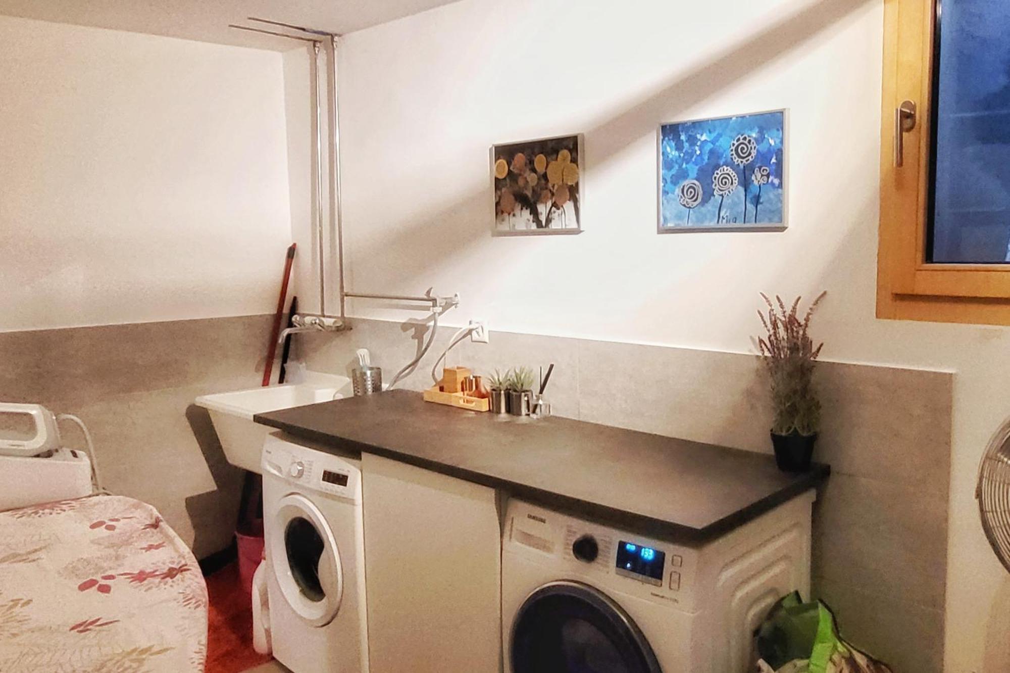 Montreux Holiday Home Luaran gambar