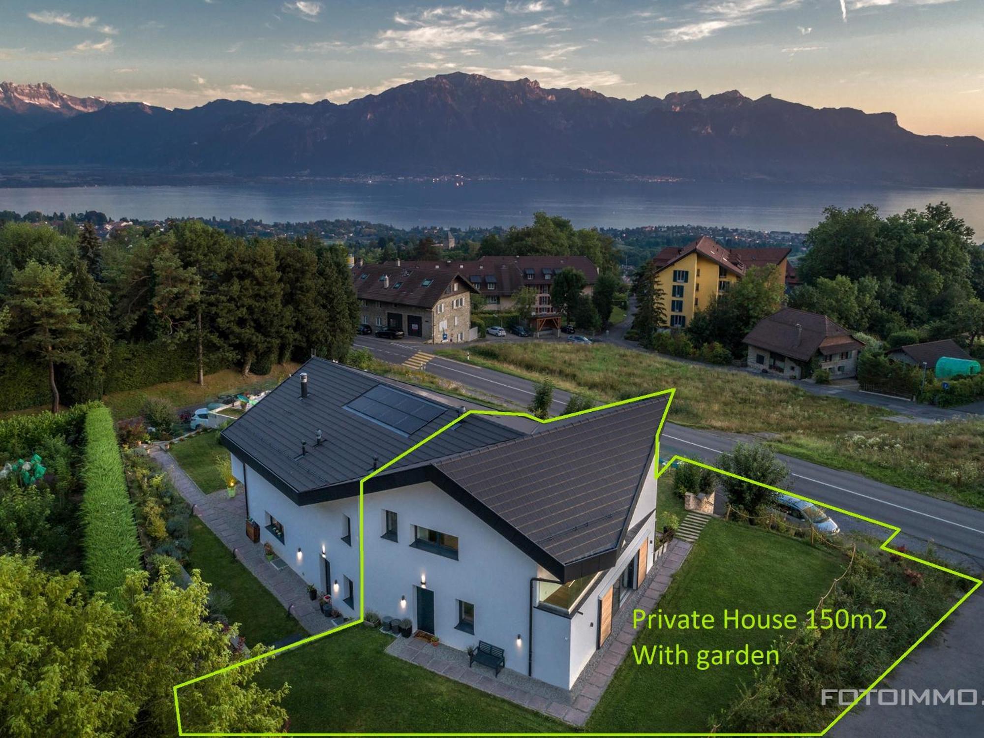 Montreux Holiday Home Bilik gambar