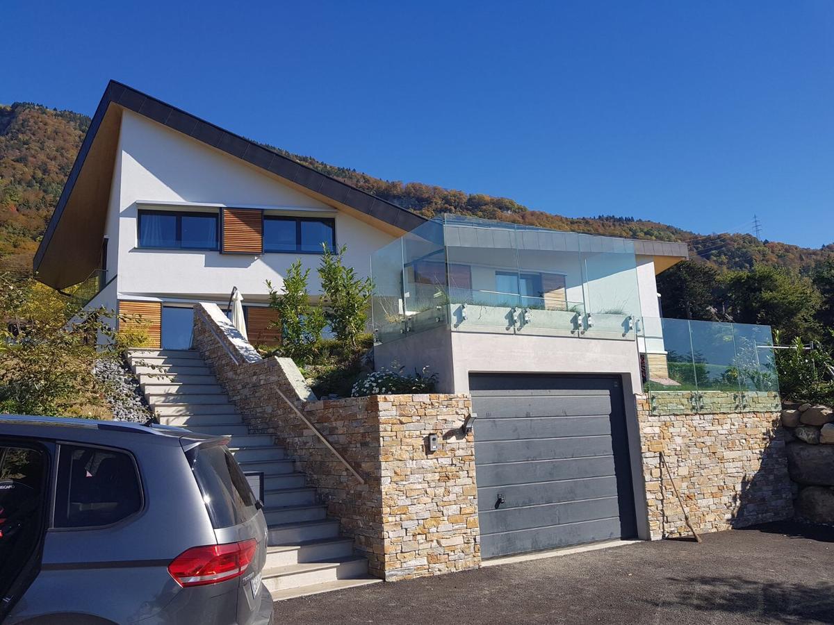 Montreux Holiday Home Luaran gambar